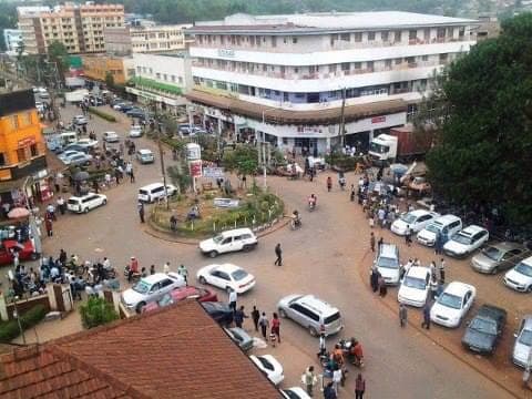 Kisii Town's Evening Scene Amid the Soapstone Trade