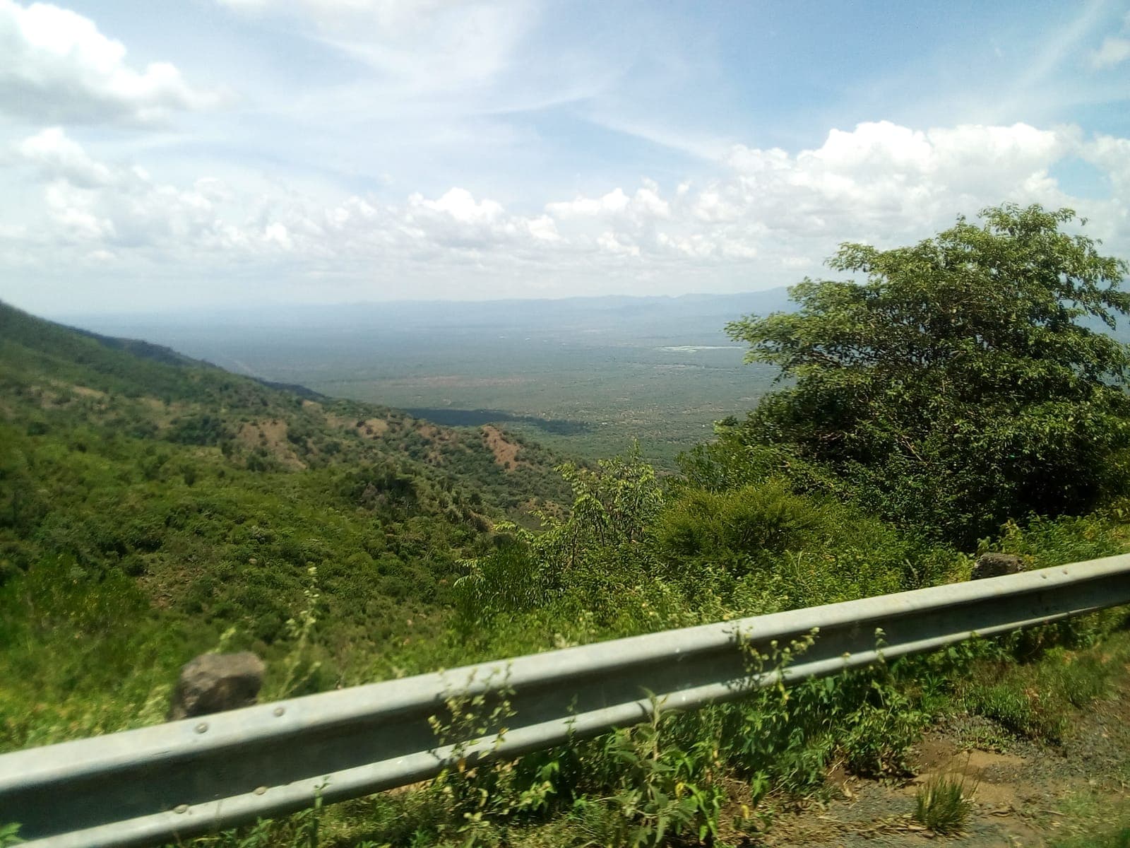 Kabarnet's Escarpment-Top Evening Views and Bars